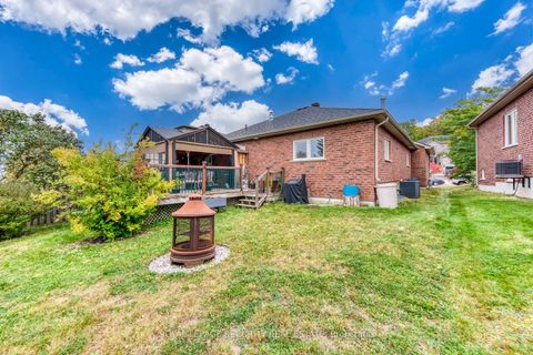Photo 48 at 25 Pinecliff Crescent, Ardagh, Barrie