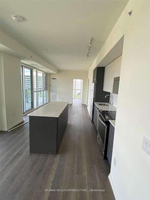 Photo 1 at 809 - 3237 Bayview Avenue, Steeles, Toronto