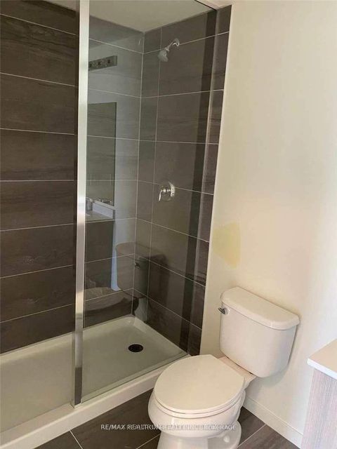 Photo 8 at 809 - 3237 Bayview Avenue, Steeles, Toronto