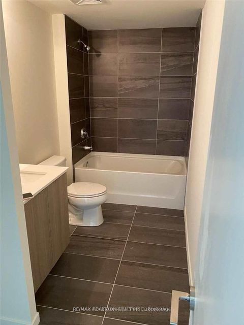 Photo 9 at 809 - 3237 Bayview Avenue, Steeles, Toronto