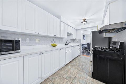 Photo 8 at 82 Pennyhill Drive, Malvern, Toronto
