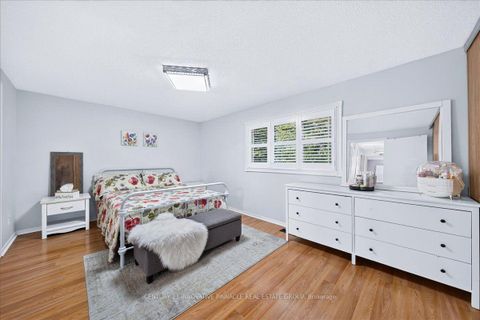 Photo 19 at 82 Pennyhill Drive, Malvern, Toronto