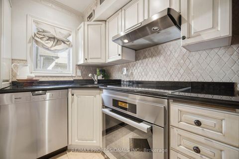 Photo 16 at 10 - 228 St George Street, Annex, Toronto