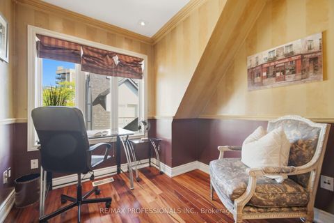Photo 28 at 10 - 228 St George Street, Annex, Toronto