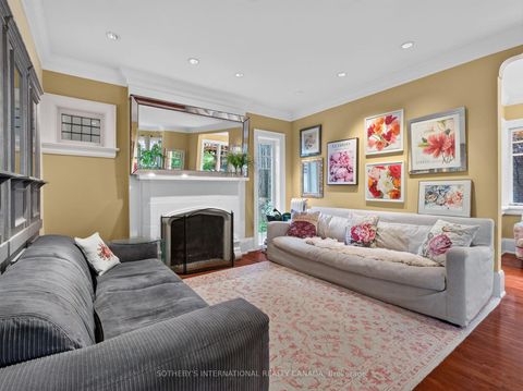Photo 6 at 91 Braemore Gardens, Wychwood, Toronto