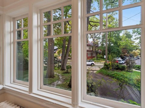 Photo 7 at 91 Braemore Gardens, Wychwood, Toronto