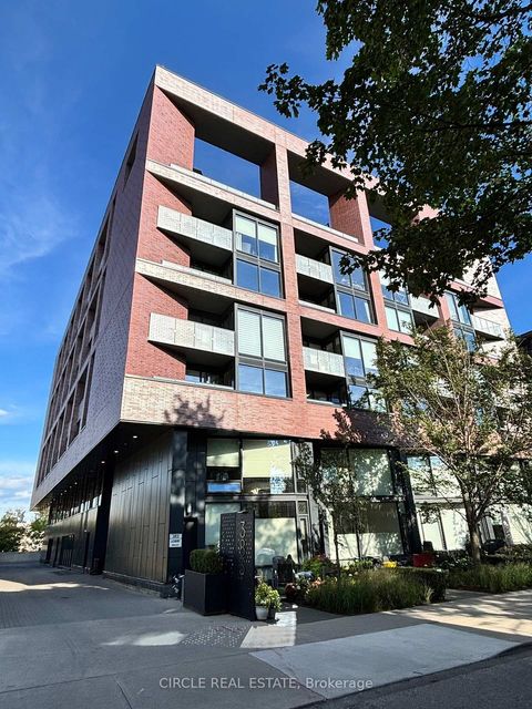 Photo 4 at 716 - 383 Sorauren Avenue, Roncesvalles, Toronto