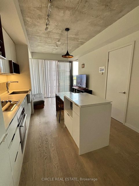 Photo 13 at 716 - 383 Sorauren Avenue, Roncesvalles, Toronto