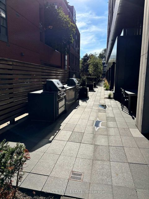 Photo 24 at 716 - 383 Sorauren Avenue, Roncesvalles, Toronto