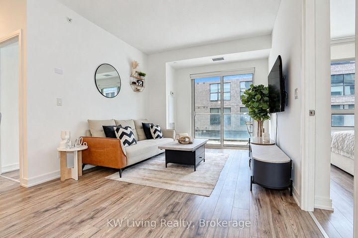 Photo 10 at 220 - 621 Sheppard Avenue E, Bayview Village, Toronto