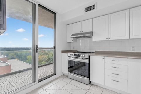 Photo 11 at 1705 - 35 Merton Street, Mount Pleasant West, Toronto