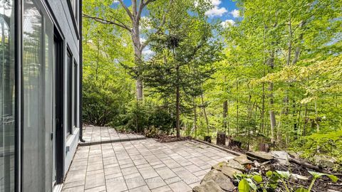 Photo 6 at 7 Greenbrook Drive, Greenbrook, Toronto