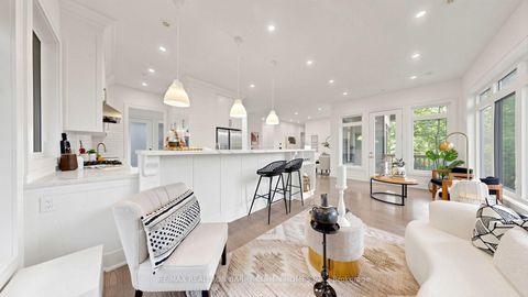 Photo 14 at 7 Greenbrook Drive, Greenbrook, Toronto