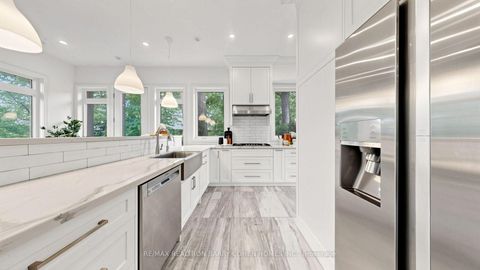 Photo 18 at 7 Greenbrook Drive, Greenbrook, Toronto