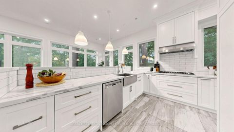 Photo 19 at 7 Greenbrook Drive, Greenbrook, Toronto
