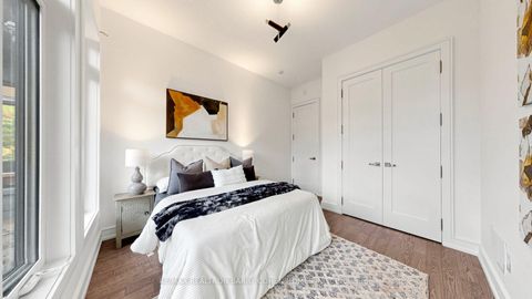 Photo 31 at 7 Greenbrook Drive, Greenbrook, Toronto