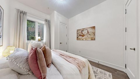 Photo 33 at 7 Greenbrook Drive, Greenbrook, Toronto