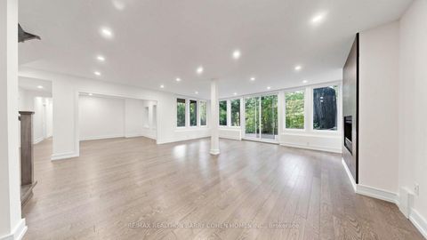 Photo 35 at 7 Greenbrook Drive, Greenbrook, Toronto