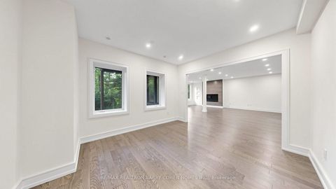 Photo 37 at 7 Greenbrook Drive, Greenbrook, Toronto