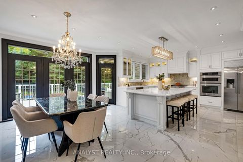 Photo 9 at 81 Orico Court, Kleinburg, Vaughan