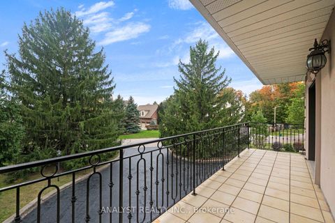 Photo 16 at 81 Orico Court, Kleinburg, Vaughan