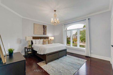 Photo 21 at 81 Orico Court, Kleinburg, Vaughan