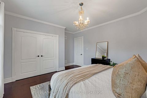 Photo 22 at 81 Orico Court, Kleinburg, Vaughan