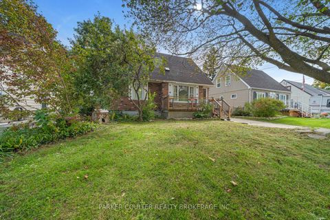 Photo 1 at 27 Campbell Avenue, Allandale, Barrie