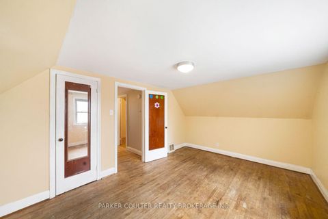Photo 26 at 27 Campbell Avenue, Allandale, Barrie