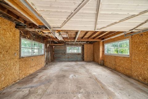 Photo 35 at 27 Campbell Avenue, Allandale, Barrie