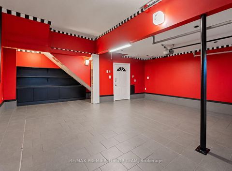 Photo 20 at 58 Calera Crescent, Sonoma Heights, Vaughan