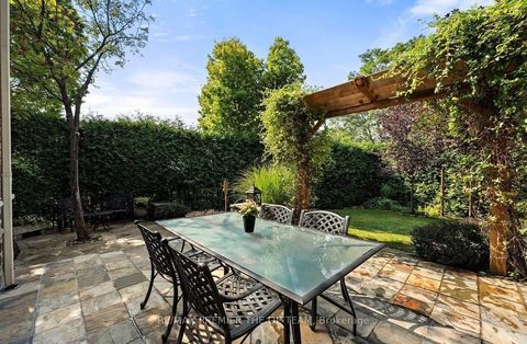 Photo 22 at 58 Calera Crescent, Sonoma Heights, Vaughan