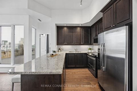 Photo 3 at PH1 - 628 Fleet Street, Niagara, Toronto