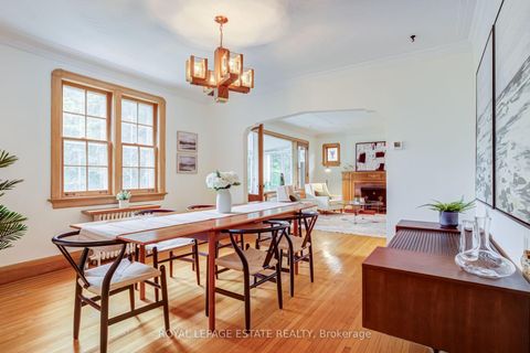 Photo 11 at 30 Barbara Crescent, East York, Toronto