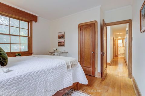 Photo 19 at 30 Barbara Crescent, East York, Toronto
