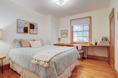 Photo 20 at 30 Barbara Crescent, East York, Toronto
