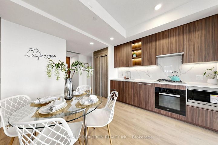 Photo 9 at 1102 - 68 Esther Shiner Boulevard, Bayview Village, Toronto