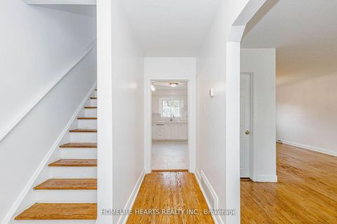 Photo 7 at 6 Dittmer Crescent, Clairville, Toronto