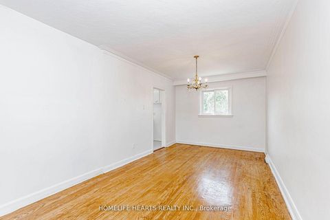 Photo 13 at 6 Dittmer Crescent, Clairville, Toronto