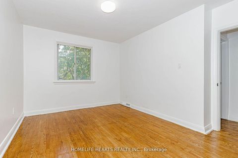 Photo 32 at 6 Dittmer Crescent, Clairville, Toronto