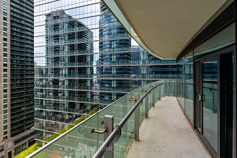Photo 20 at 708 - 14 York Street, Waterfront Communities C1, Toronto