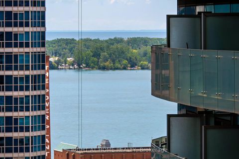 Photo 21 at 708 - 14 York Street, Waterfront Communities C1, Toronto