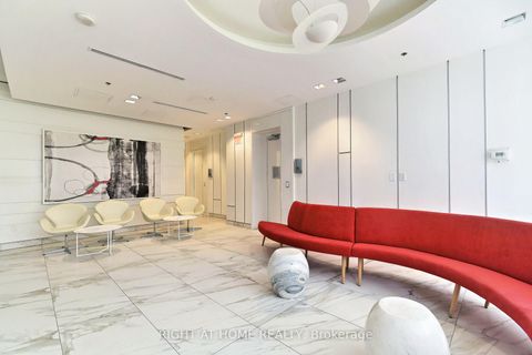 Photo 24 at 708 - 14 York Street, Waterfront Communities C1, Toronto