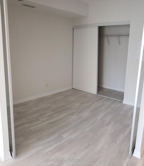 Photo 4 at 211 - 1630 Queen Street E, The Beaches, Toronto