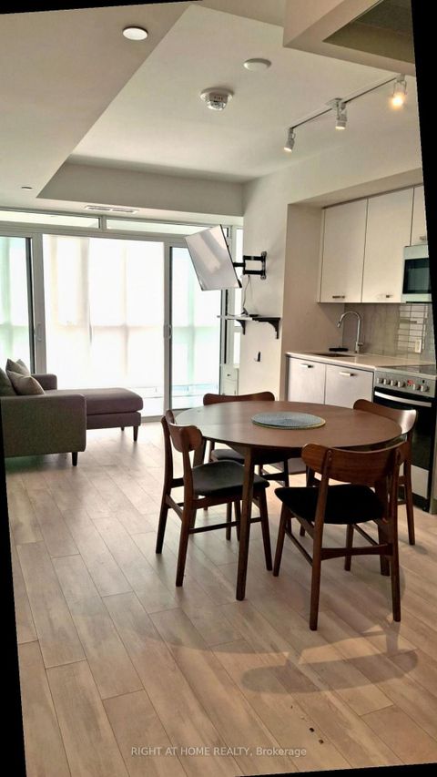 Photo 10 at 211 - 1630 Queen Street E, The Beaches, Toronto