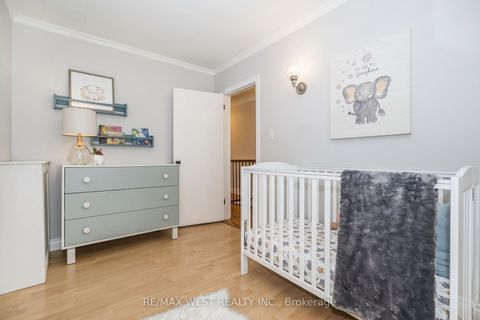 Photo 17 at 316 Monarch Park Avenue, East York, Toronto