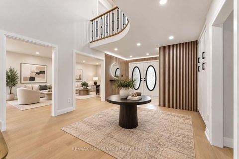 Photo 5 at 44 Olympia Gate, East Woodbridge, Vaughan