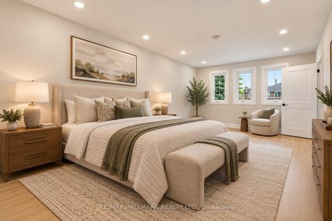 Photo 18 at 44 Olympia Gate, East Woodbridge, Vaughan
