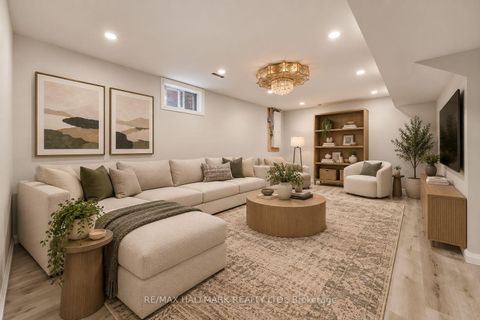Photo 28 at 44 Olympia Gate, East Woodbridge, Vaughan