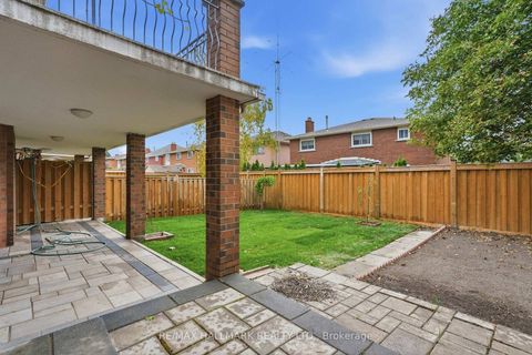 Photo 29 at 44 Olympia Gate, East Woodbridge, Vaughan